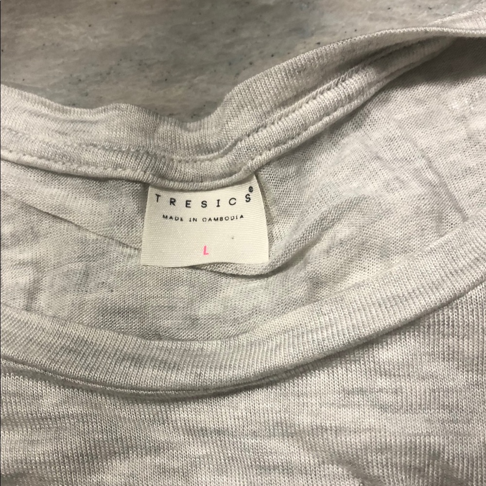 Flowy light grey t-shirt